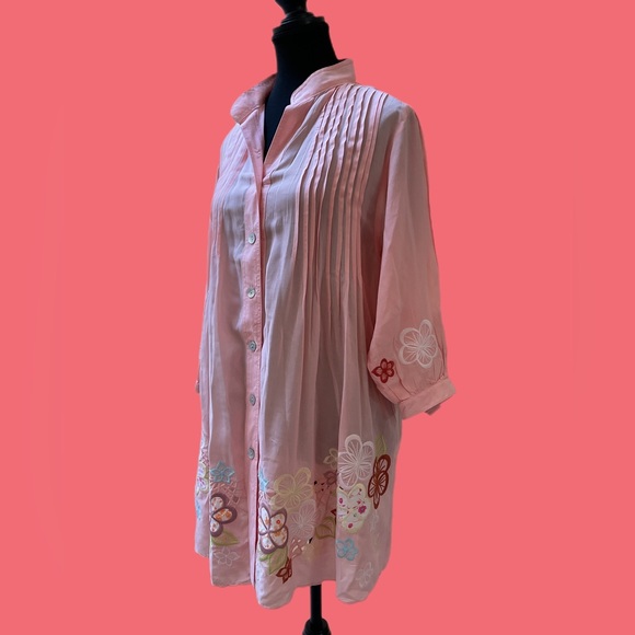 Beach shirt size medium to large - Picture 2 of 5